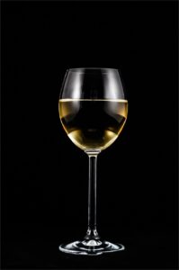 ワインサブスクで夏に飲みたい白ワインのおすすめは？