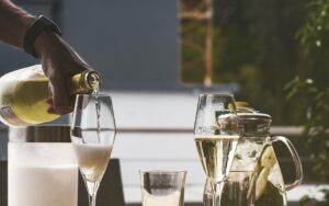ワインサブスクの口コミは本当に参考になる？